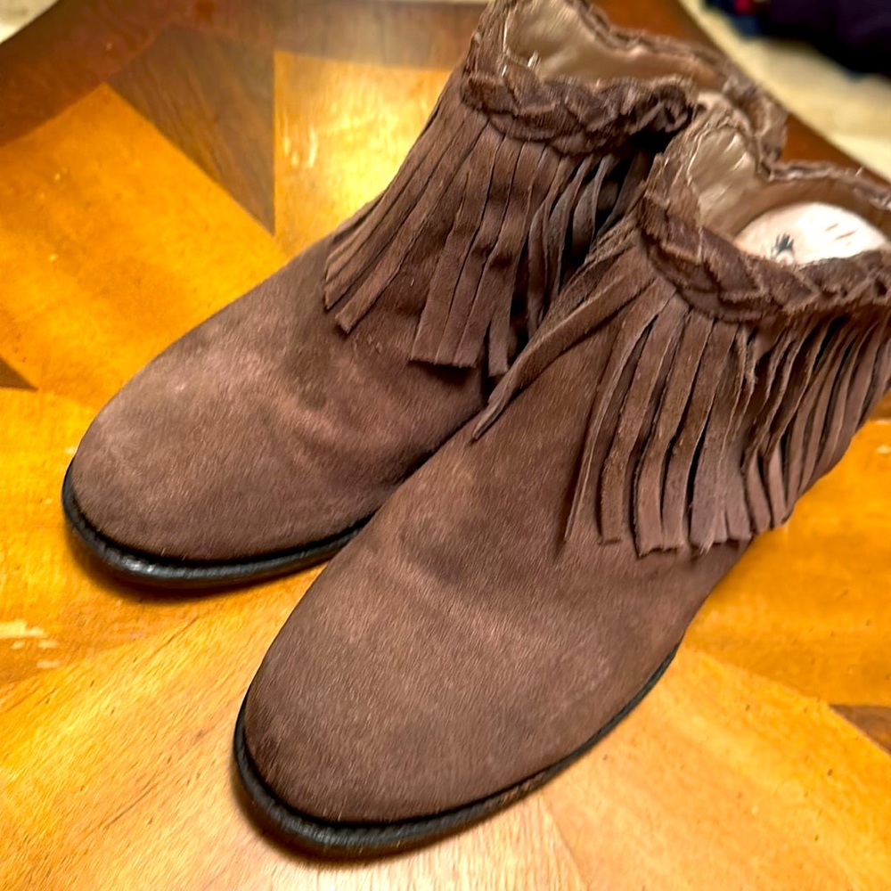 Freebird Lucy size 10. EUC. Fit like a 9.5